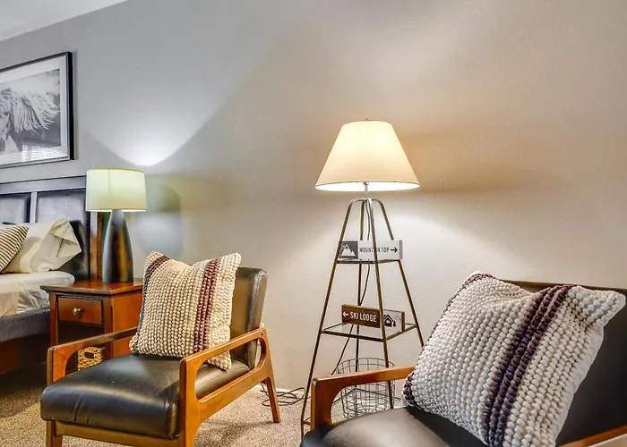 White Mountains Adventure Base: Hike, Ski, Golf!